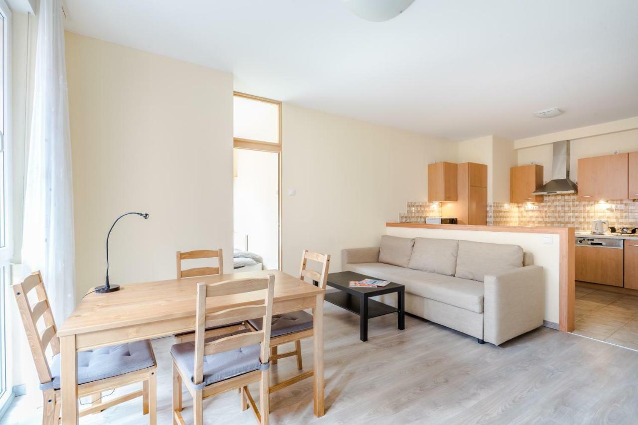 Bpr Vivid Downtown Vibe With Balcony Apartment Budapest Bagian luar foto